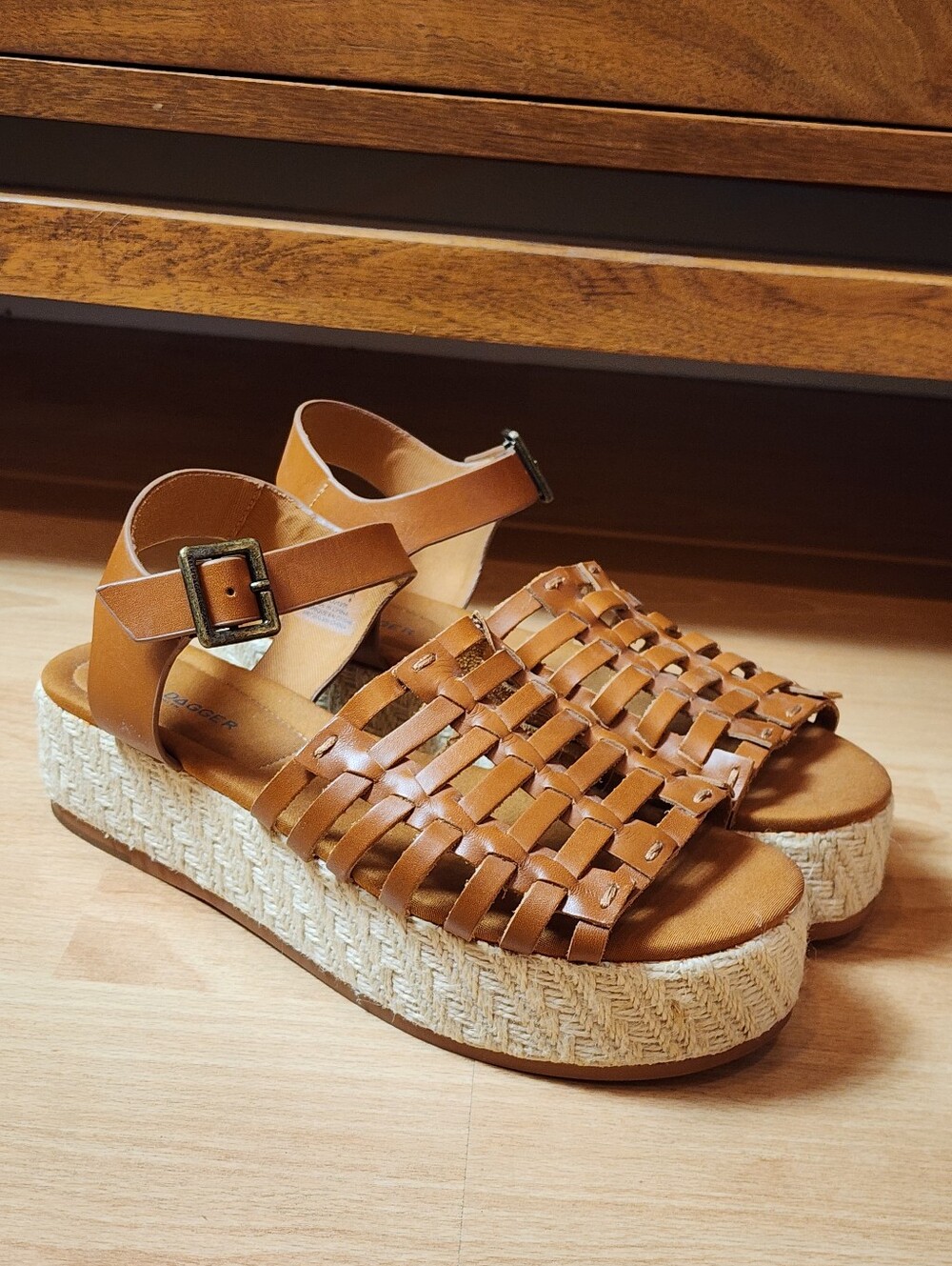 New Kelsi Dagger Brown Leather Brooklyn Desert Platform Sandals Size 8.5